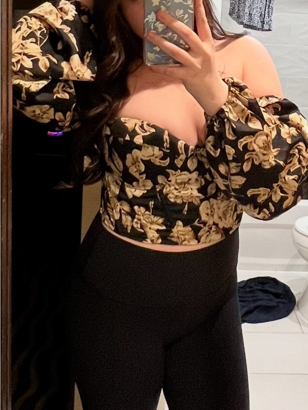 3/$20🛒 Floral Satin Strapless Bustier Lace Up Crop Top with Smocked Long Sleeves
